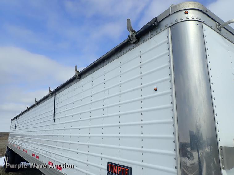 image for item DF8753 2016 Timpte Super Hopper double hopper bottom grain trailer