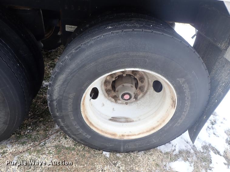 image for item DF8753 2016 Timpte Super Hopper double hopper bottom grain trailer