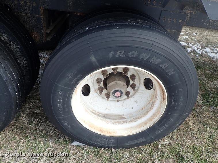 image for item DF8753 2016 Timpte Super Hopper double hopper bottom grain trailer