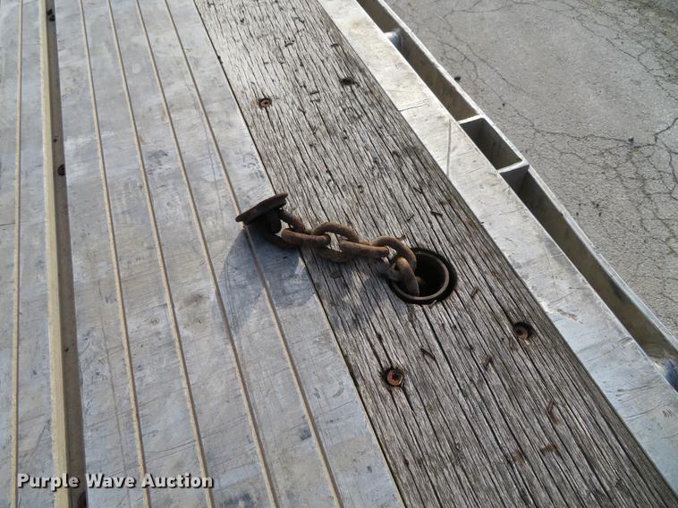 image for item DG3863 2001 Wabash FLCVHCM flatbed trailer