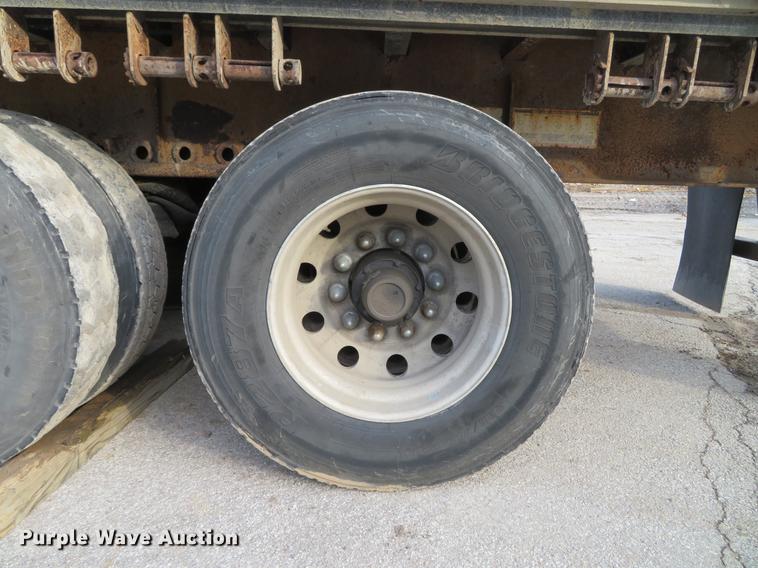 image for item DG3863 2001 Wabash FLCVHCM flatbed trailer