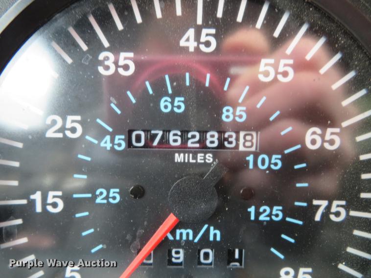 image for item DG3875 1999 Mack CH613 semi truck