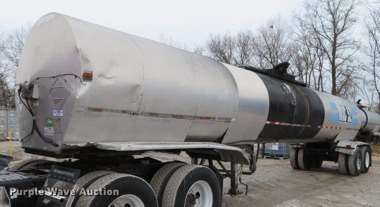 image for item DG3880 1976 Trailmobile T43I1CAF-1 tank trailer