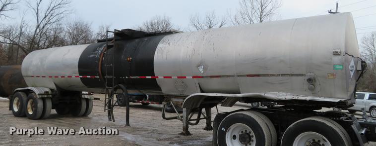 image for item DG3880 1976 Trailmobile T43I1CAF-1 tank trailer