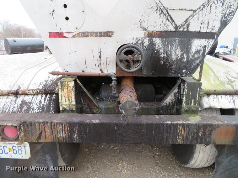 image for item DG3880 1976 Trailmobile T43I1CAF-1 tank trailer