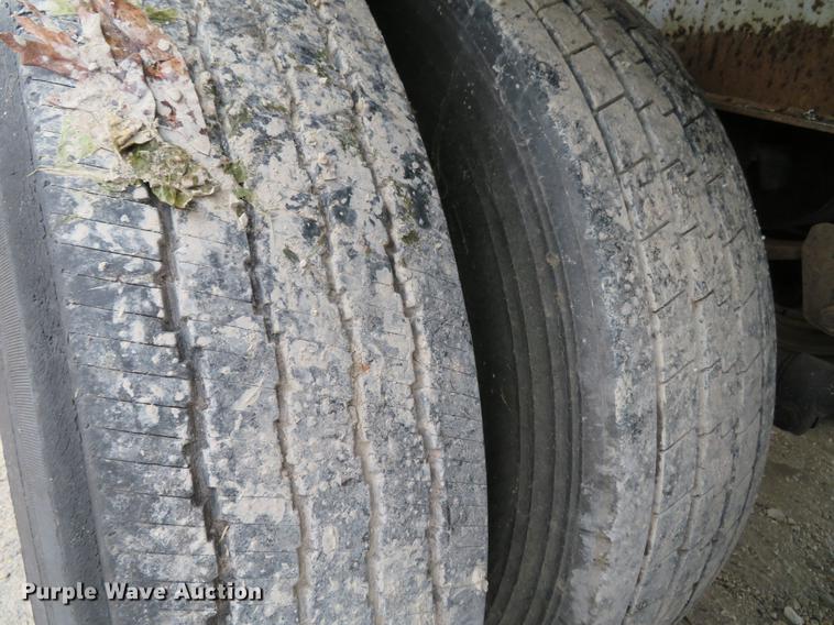 image for item DG3880 1976 Trailmobile T43I1CAF-1 tank trailer