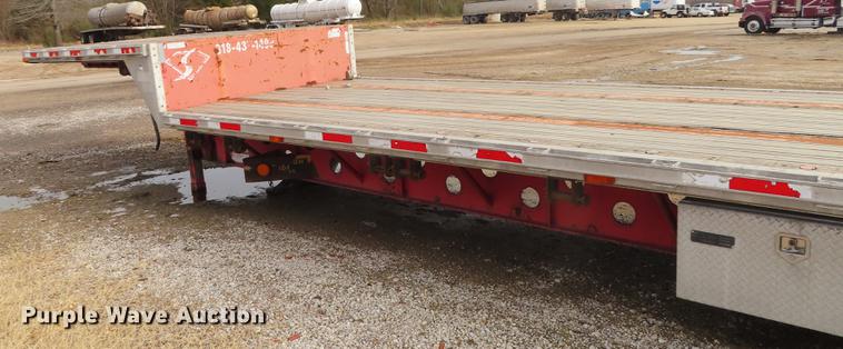 image for item DN9115 2002 Transcraft DTL3000 drop deck trailer