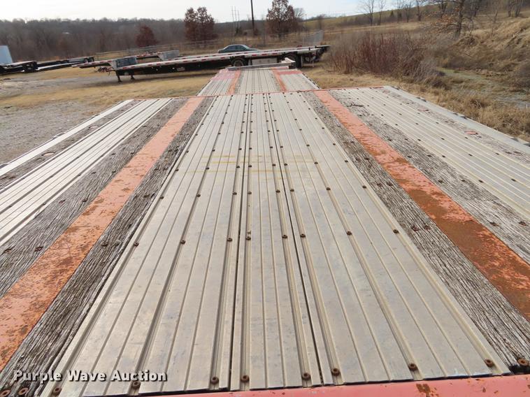 image for item DN9115 2002 Transcraft DTL3000 drop deck trailer