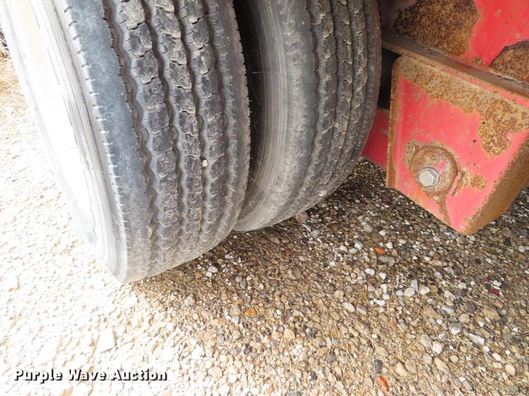 image for item DN9115 2002 Transcraft DTL3000 drop deck trailer