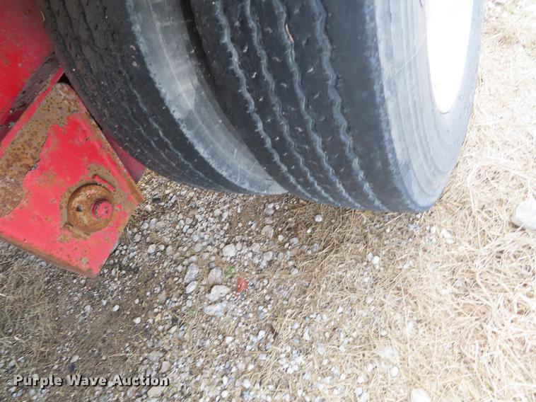 image for item DN9115 2002 Transcraft DTL3000 drop deck trailer