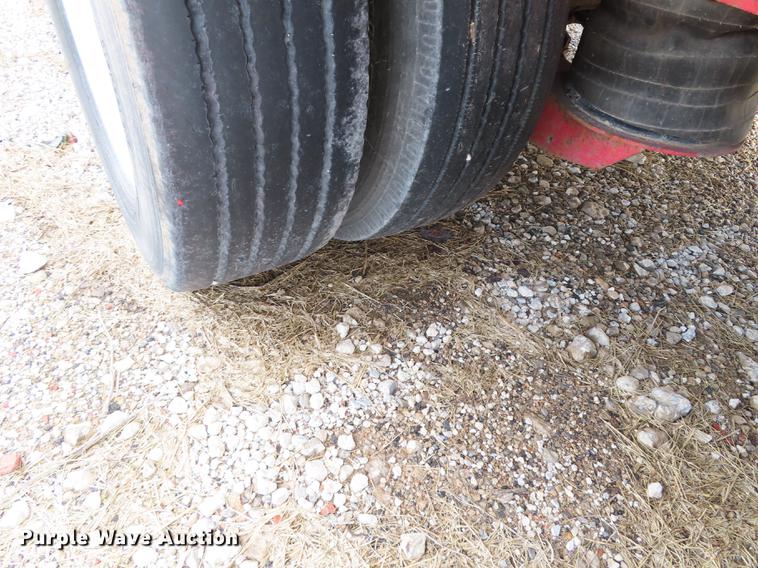 image for item DN9115 2002 Transcraft DTL3000 drop deck trailer