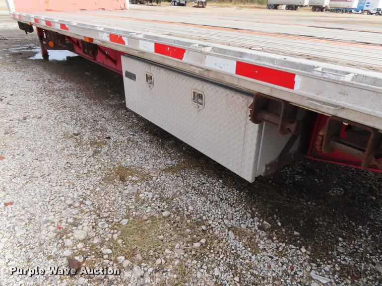 image for item DN9115 2002 Transcraft DTL3000 drop deck trailer
