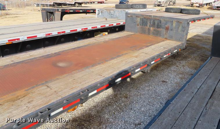 image for item DN9116 1996 Trail King TK70ES-482 extendable drop deck trailer