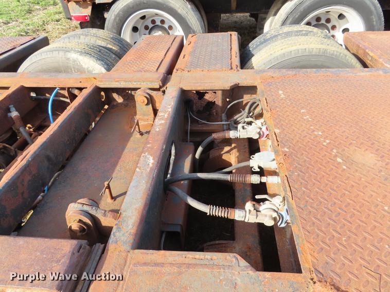 image for item DN9116 1996 Trail King TK70ES-482 extendable drop deck trailer