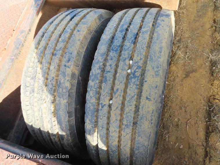 image for item DN9116 1996 Trail King TK70ES-482 extendable drop deck trailer