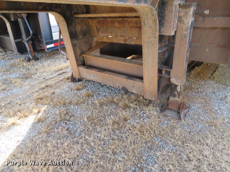 image for item DN9116 1996 Trail King TK70ES-482 extendable drop deck trailer