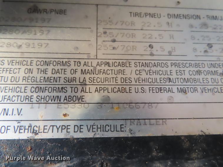 image for item DN9117 2001 Transcraft DTL3000 drop deck trailer