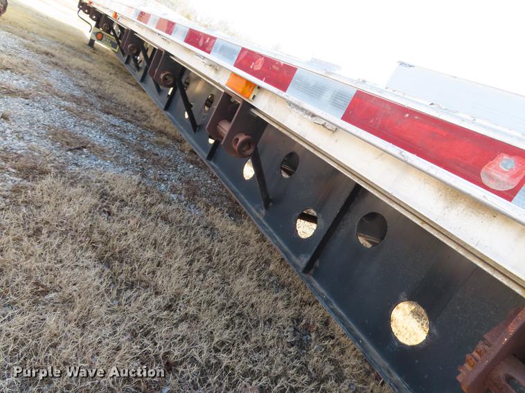 image for item DN9117 2001 Transcraft DTL3000 drop deck trailer