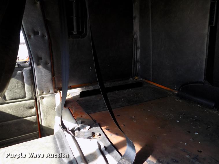 image for item FH9031 1993 Volvo White GMC COE semi truck