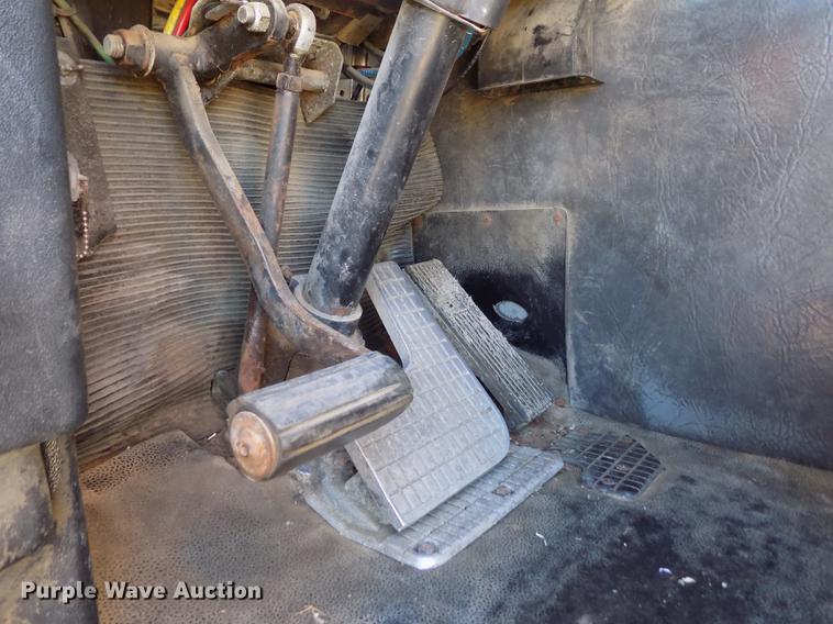 image for item FH9031 1993 Volvo White GMC COE semi truck