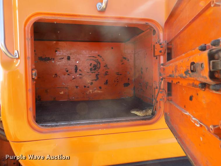 image for item FH9031 1993 Volvo White GMC COE semi truck