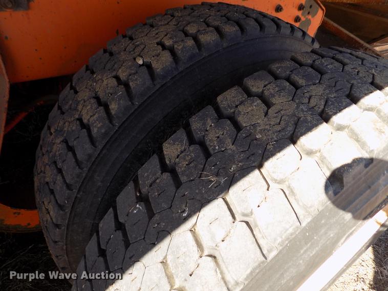 image for item FH9031 1993 Volvo White GMC COE semi truck