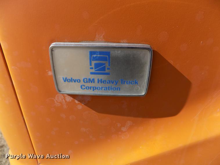 image for item FH9031 1993 Volvo White GMC COE semi truck