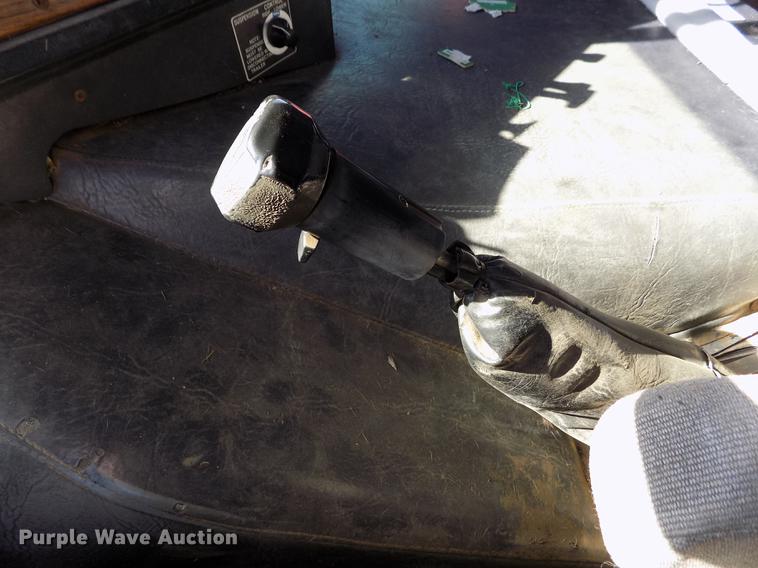 image for item FH9032 1993 Volvo White GMC COE semi truck