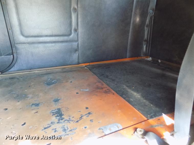 image for item FH9032 1993 Volvo White GMC COE semi truck