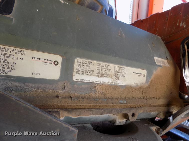 image for item FH9032 1993 Volvo White GMC COE semi truck