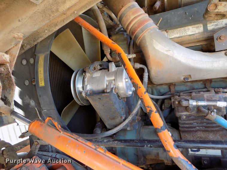 image for item FH9032 1993 Volvo White GMC COE semi truck