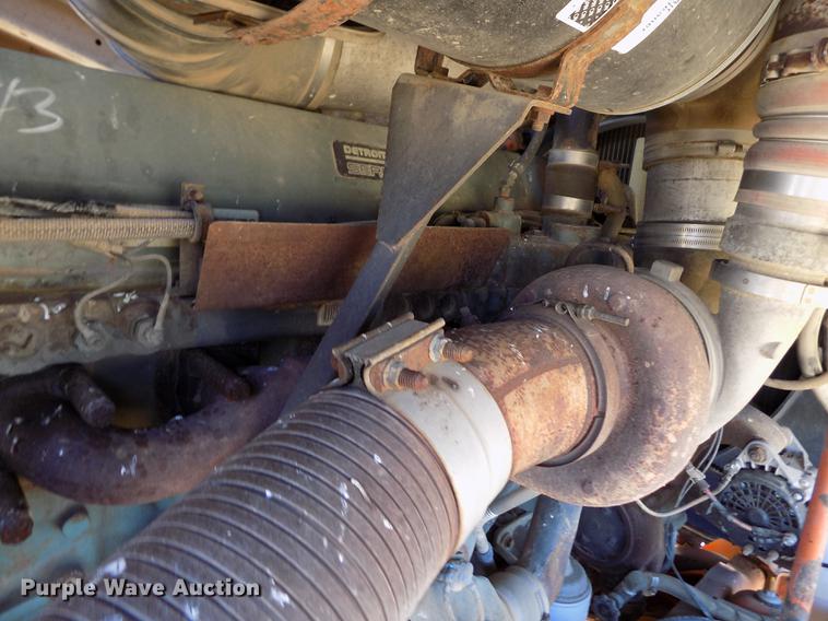 image for item FH9032 1993 Volvo White GMC COE semi truck