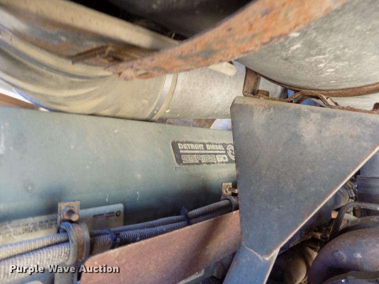 image for item FH9032 1993 Volvo White GMC COE semi truck