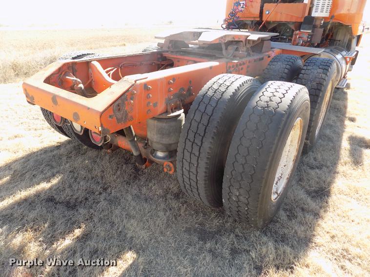 image for item FH9032 1993 Volvo White GMC COE semi truck