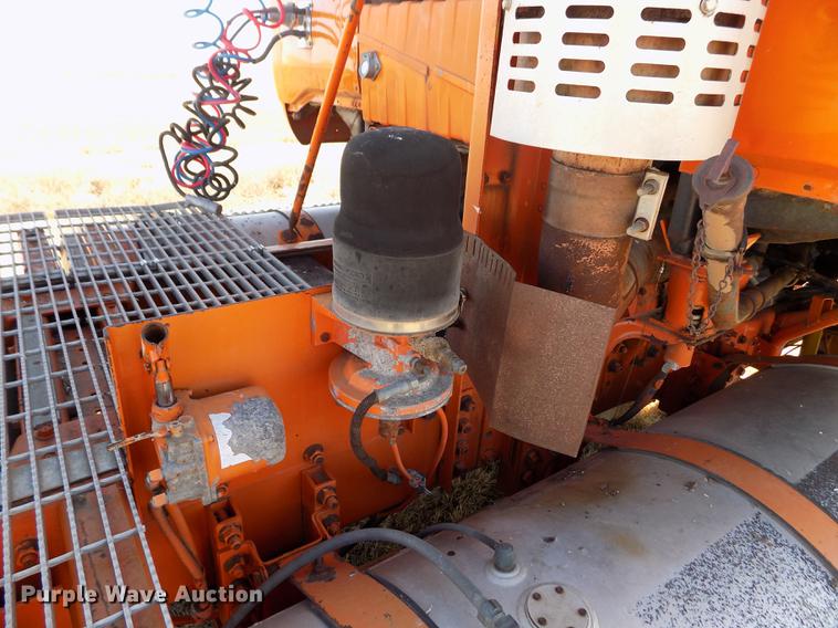 image for item FH9032 1993 Volvo White GMC COE semi truck