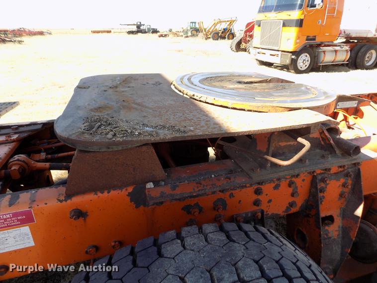 image for item FH9032 1993 Volvo White GMC COE semi truck