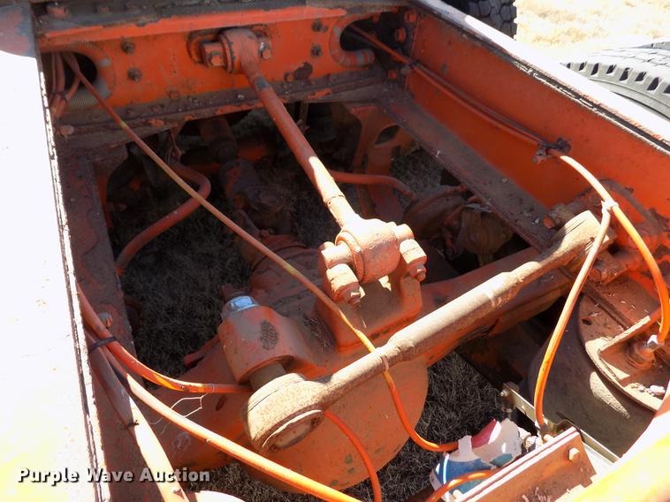 image for item FH9032 1993 Volvo White GMC COE semi truck