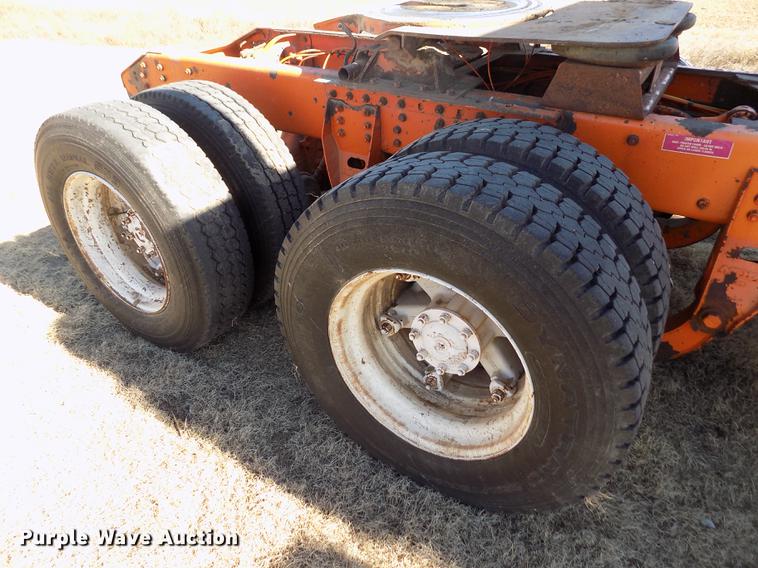 image for item FH9032 1993 Volvo White GMC COE semi truck