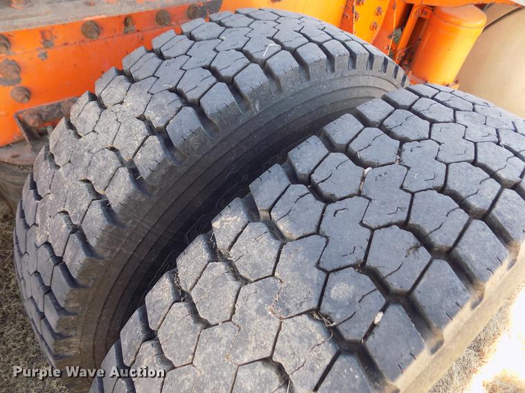 image for item FH9032 1993 Volvo White GMC COE semi truck