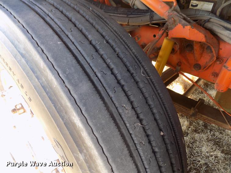 image for item FH9032 1993 Volvo White GMC COE semi truck