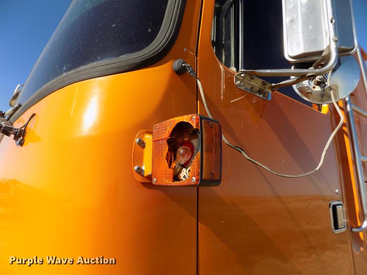 image for item FH9032 1993 Volvo White GMC COE semi truck