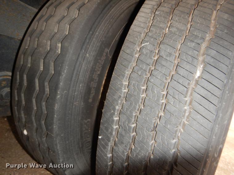 image for item FM9942 1998 Kentucky jobsite dry van trailer