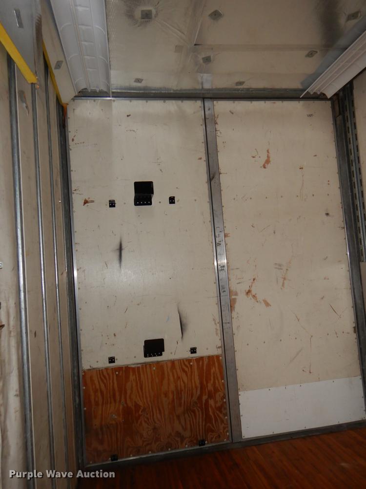 image for item FM9942 1998 Kentucky jobsite dry van trailer