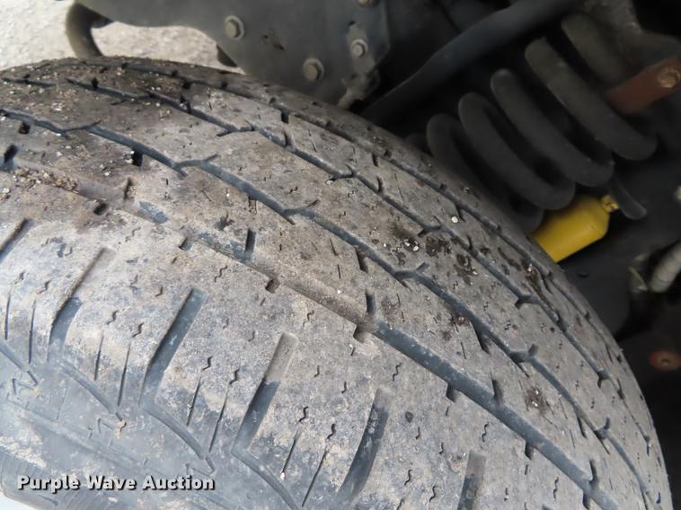 image for item AY9614 2008 Ford F250 Super Duty utility bed pickup truck