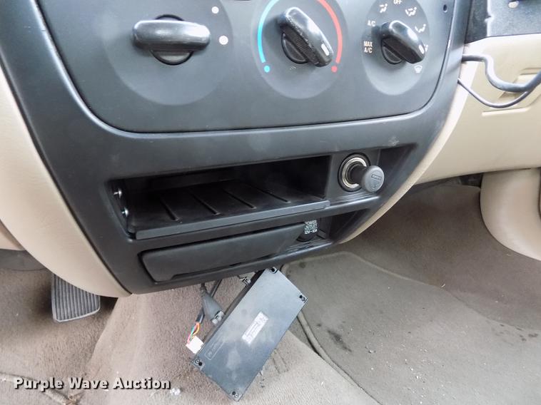 image for item DB4913 2002 Ford Taurus