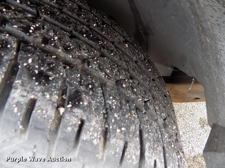 image for item DB4913 2002 Ford Taurus