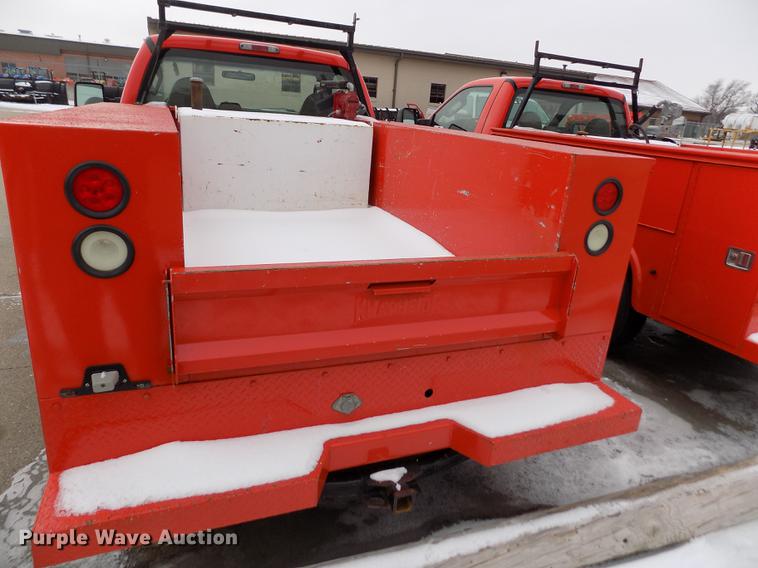 image for item DB4914 2008 Ford F250 Super Duty utility bed pickup truck