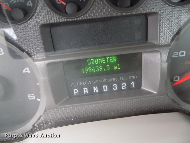 image for item DB4914 2008 Ford F250 Super Duty utility bed pickup truck