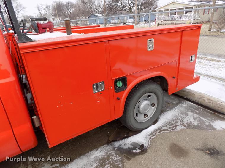 image for item DB4914 2008 Ford F250 Super Duty utility bed pickup truck