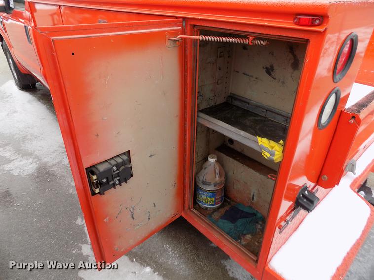 image for item DB4915 2008 Ford F250 Super Duty utility bed pickup truck